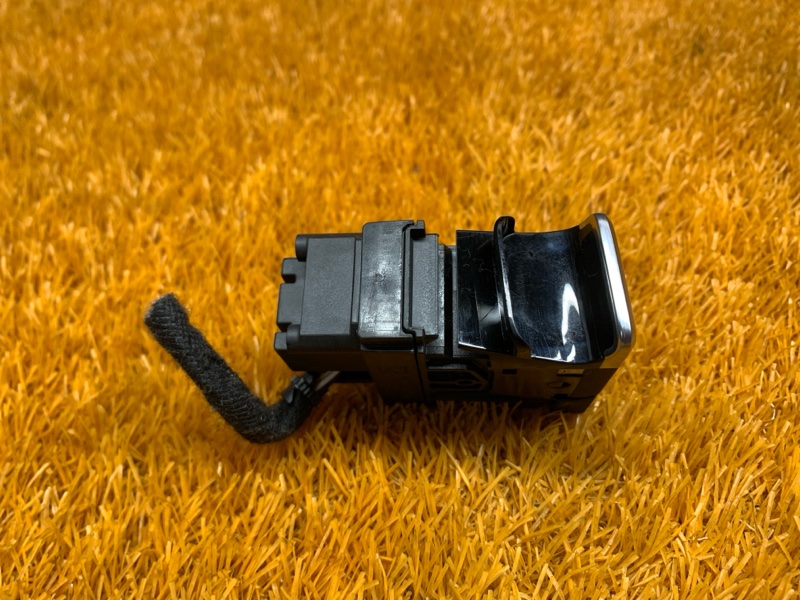 Кнопка стояночного тормоза, 400 рублей, Красноярск