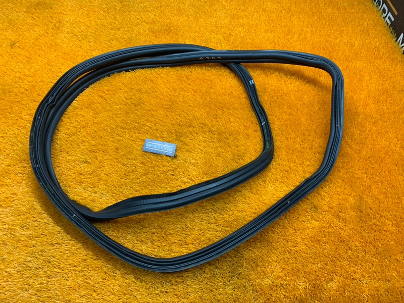 Уплотнитель багажника, 560 рублей, Красноярск