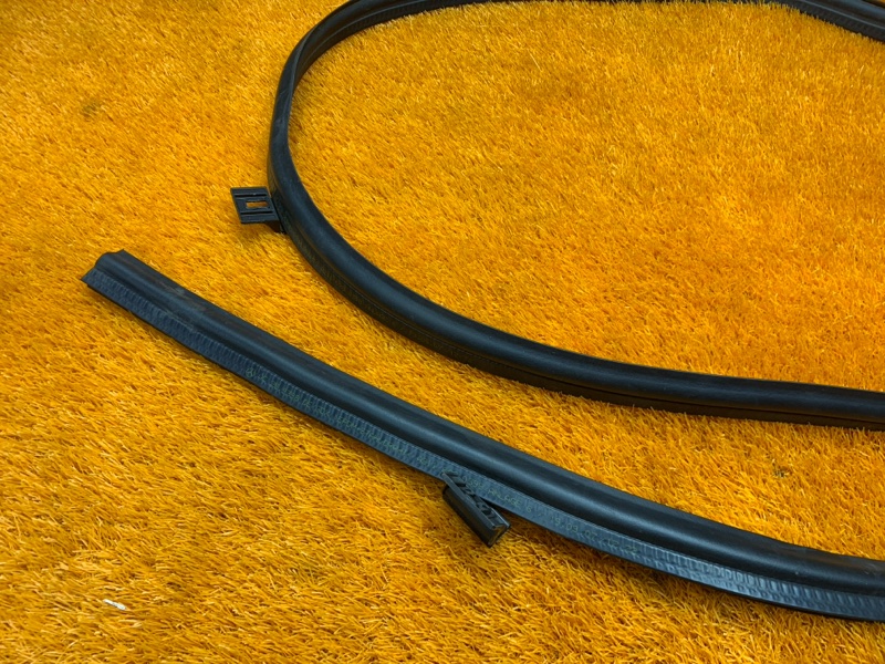 Уплотнитель капота, 660 рублей, Красноярск