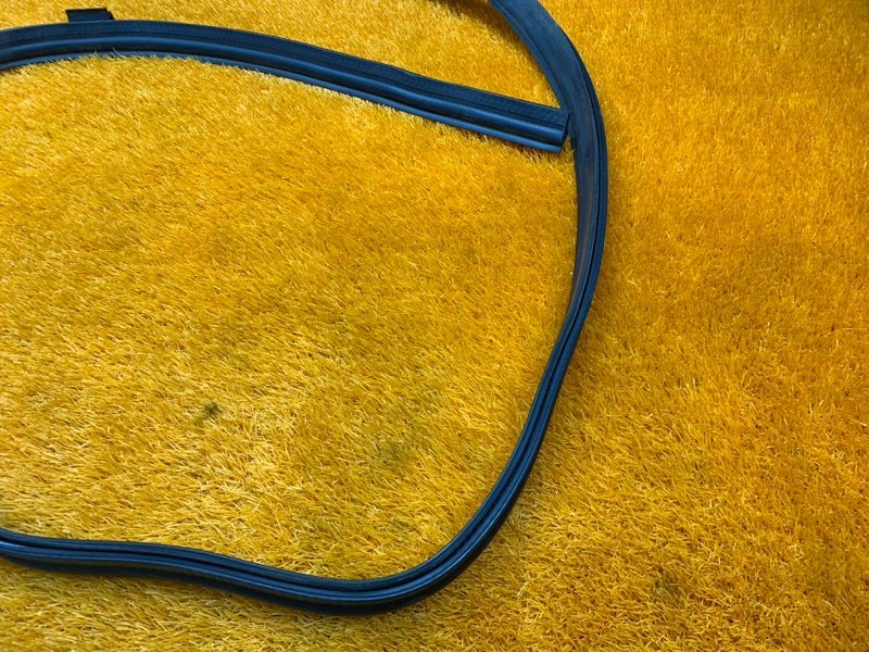 Уплотнитель капота, 660 рублей, Красноярск