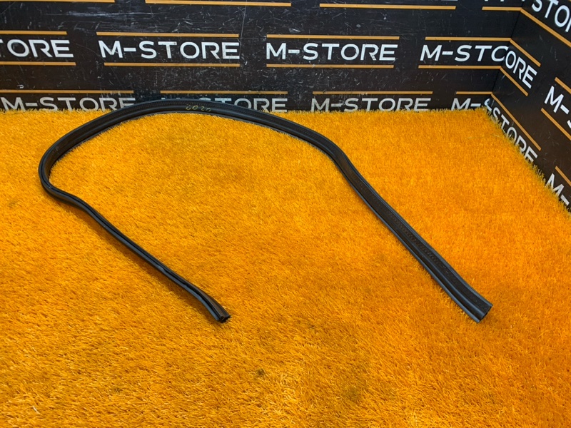 Уплотнитель капота, 370 рублей, Красноярск