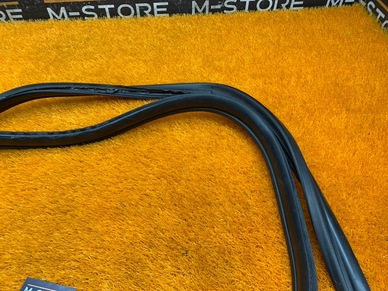 Уплотнитель двери багажника, 730 рублей, Красноярск