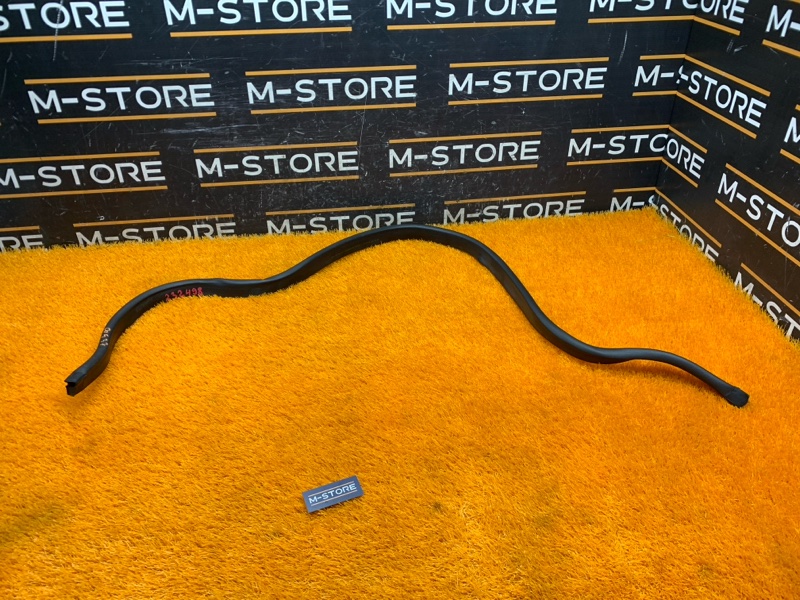 Уплотнитель капота, 580 рублей, Красноярск