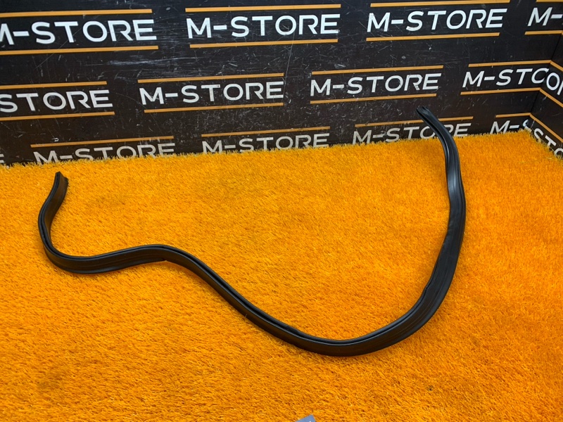 Уплотнитель капота, 580 рублей, Красноярск