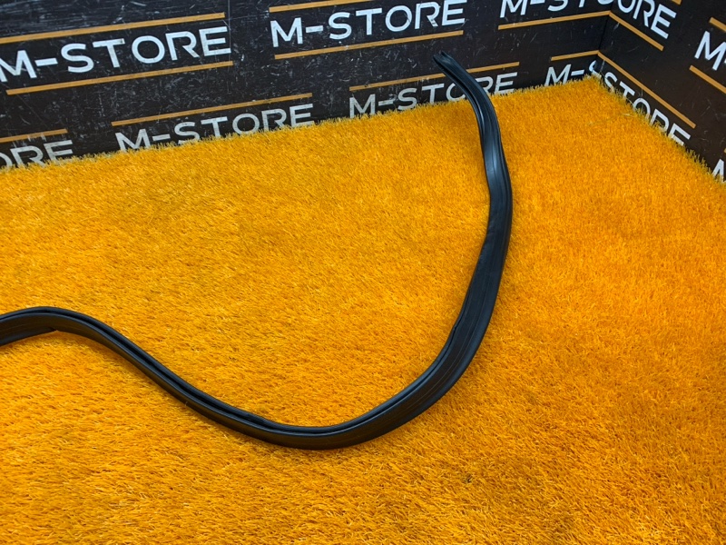 Уплотнитель капота, 580 рублей, Красноярск