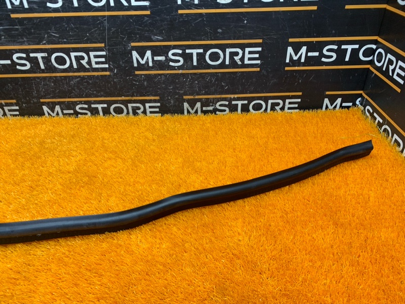 Уплотнитель капота, 580 рублей, Красноярск