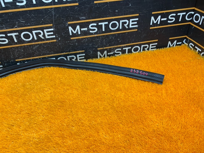 Уплотнитель капота, 580 рублей, Красноярск