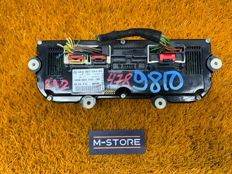 блок управления климат-контролем, 1000 рублей, Красноярск