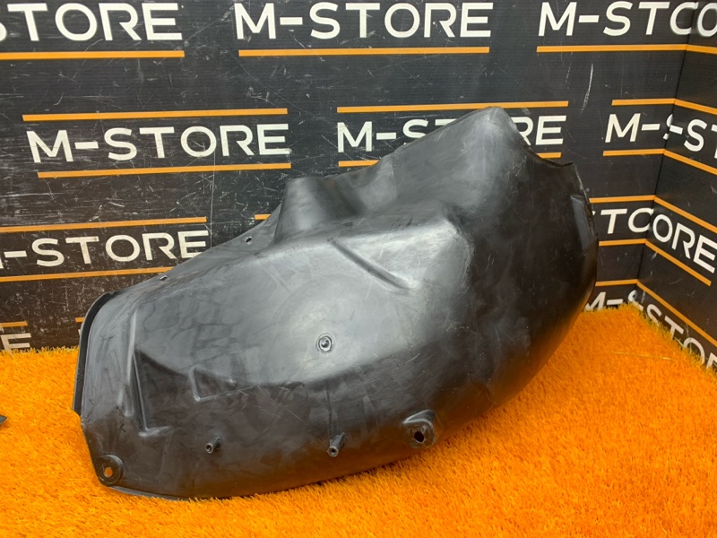 подкрылок, 800 рублей, Красноярск