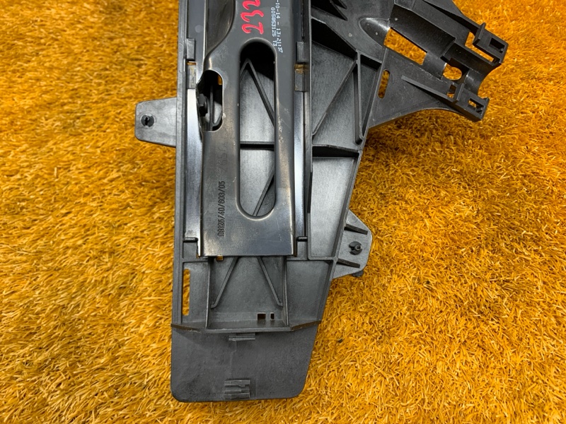 кронштейн фары, 4910 рублей, Красноярск