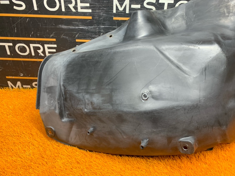 подкрылок, 800 рублей, Красноярск