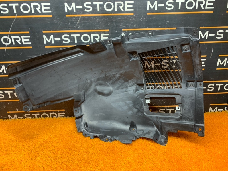 подкрылок, 3000 рублей, Красноярск