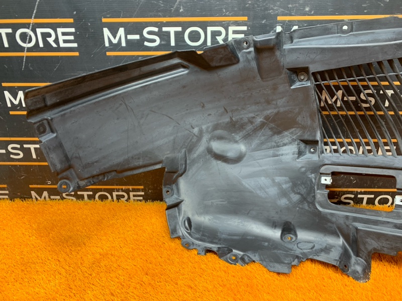 подкрылок, 3000 рублей, Красноярск