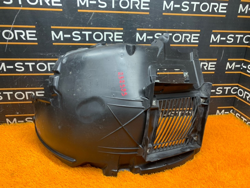 подкрылок, 3000 рублей, Красноярск