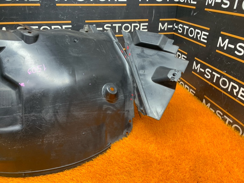 подкрылок, 600 рублей, Красноярск