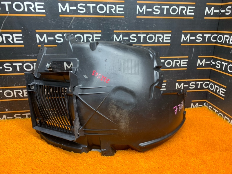 подкрылок, 3000 рублей, Красноярск