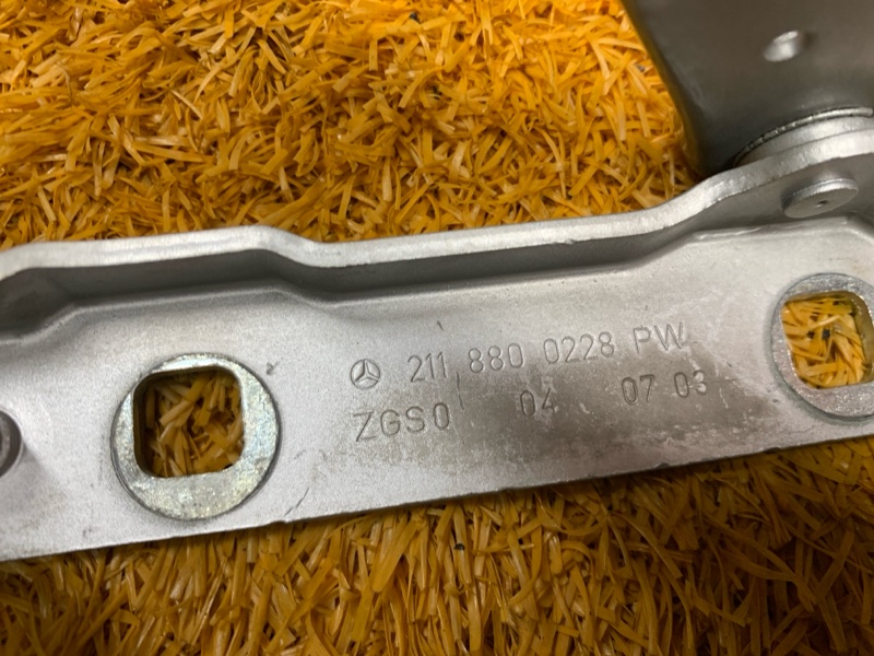 петля капота, 500 рублей, Красноярск