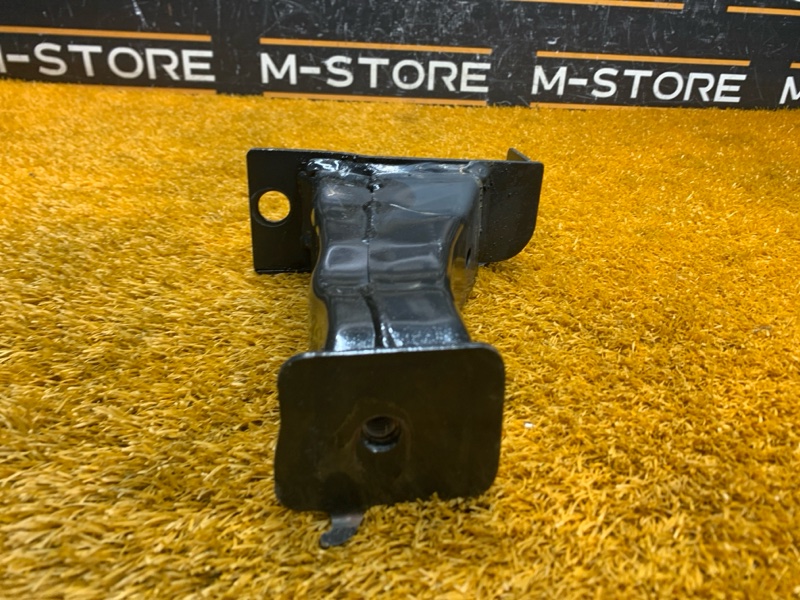 кронштейн усилителя бампера, 1420 рублей, Красноярск