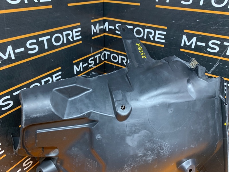 подкрылок, 600 рублей, Красноярск