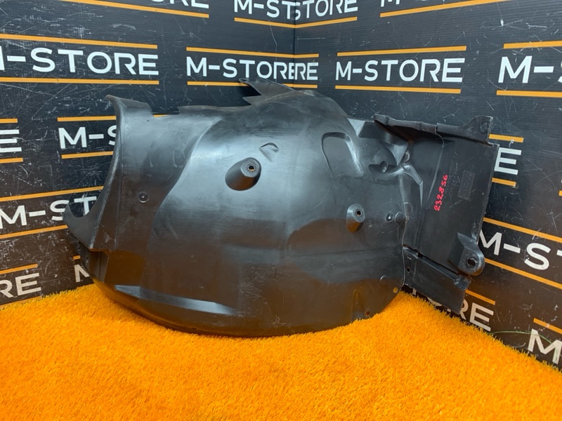 подкрылок, 900 рублей, Красноярск