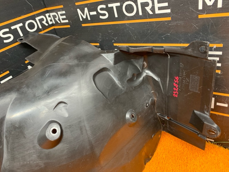 подкрылок, 900 рублей, Красноярск