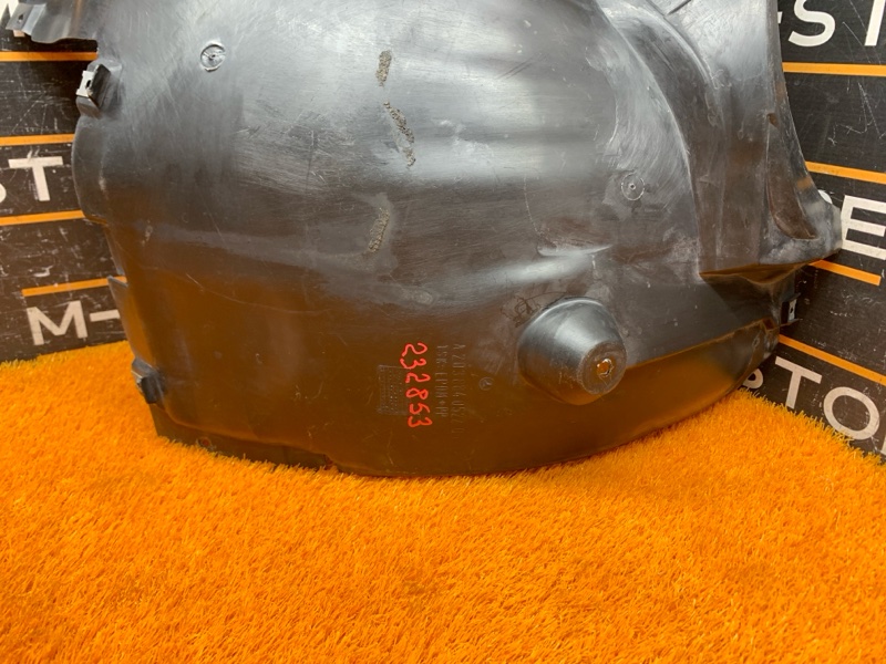 подкрылок, 1000 рублей, Красноярск