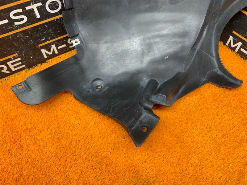 подкрылок, 1000 рублей, Красноярск