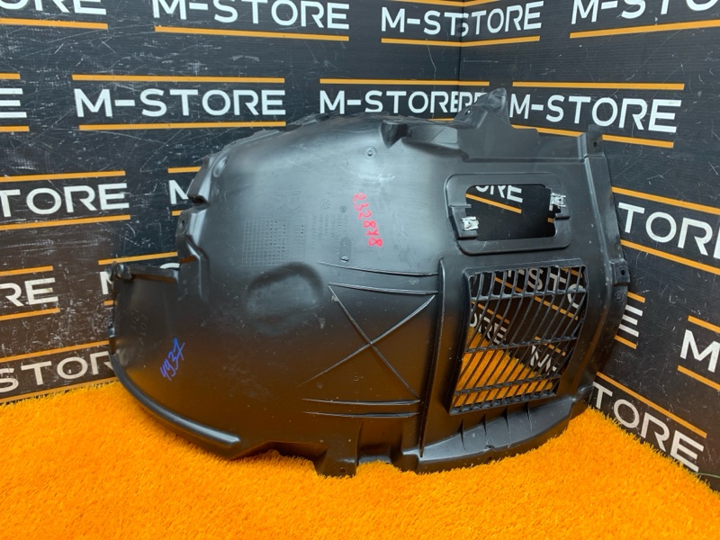 подкрылок, 3000 рублей, Красноярск