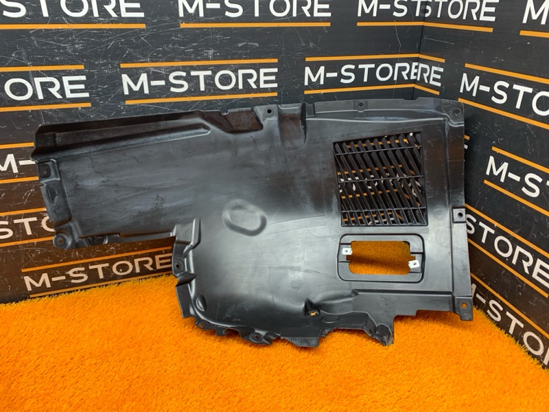 подкрылок, 3000 рублей, Красноярск