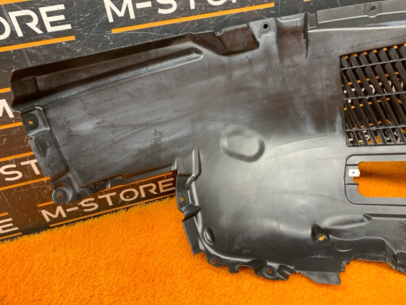 подкрылок, 3000 рублей, Красноярск