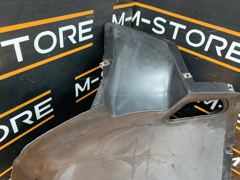 подкрылок, 5500 рублей, Красноярск