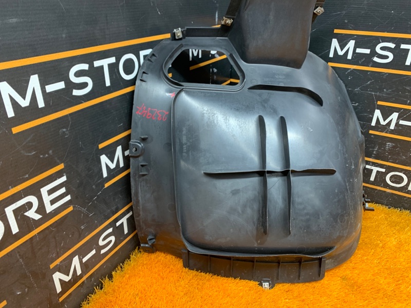 подкрылок, 5500 рублей, Красноярск