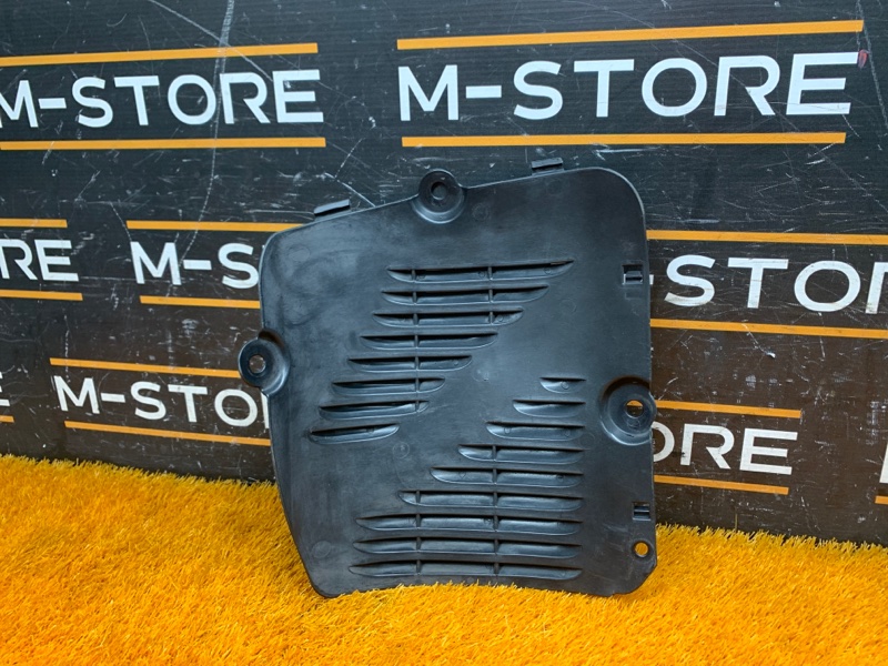 подкрылок, 300 рублей, Красноярск