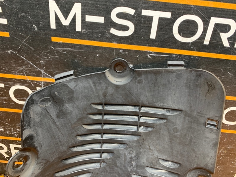 подкрылок, 300 рублей, Красноярск