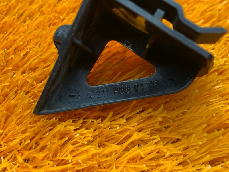 кронштейн порога, 600 рублей, Красноярск