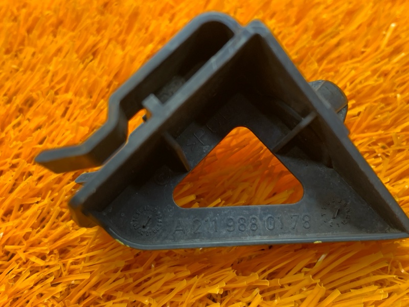 кронштейн порога, 290 рублей, Красноярск