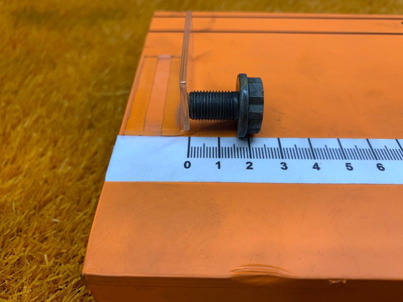 болт гидротрансформатора, 490 рублей, Красноярск