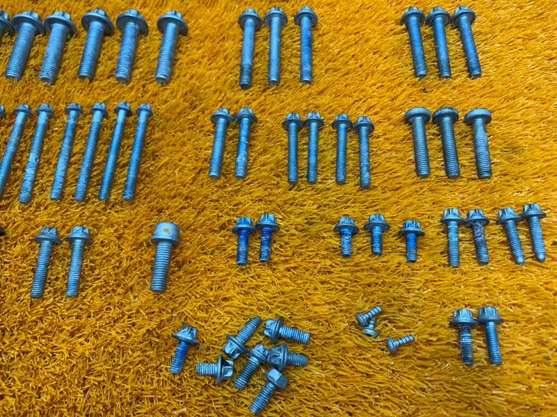 Болты и гайки ДВС, 1180 рублей, Красноярск