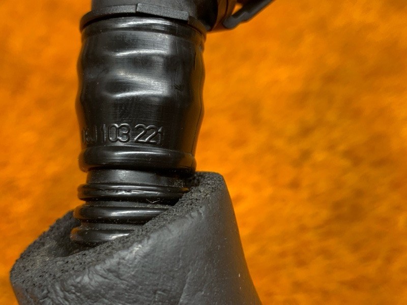 Патрубок картерных газов, 500 рублей, Красноярск