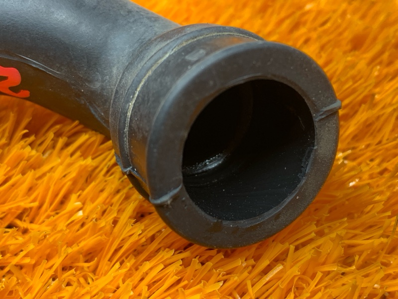 Патрубок картерных газов, 300 рублей, Красноярск