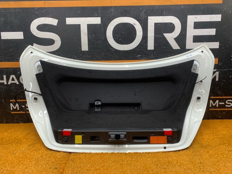 крышка багажника, 5000 рублей, Красноярск