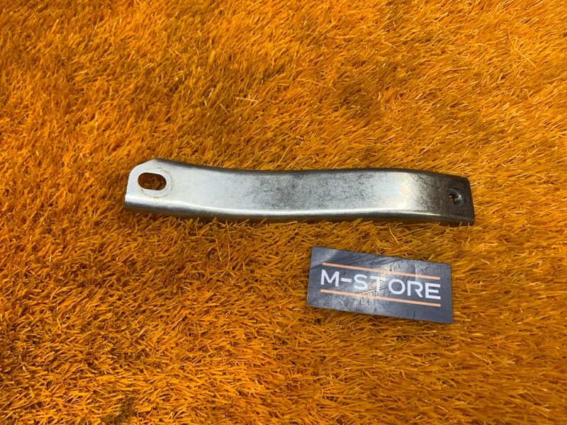 Кронштейн выпускного коллектора, 250 рублей, Красноярск