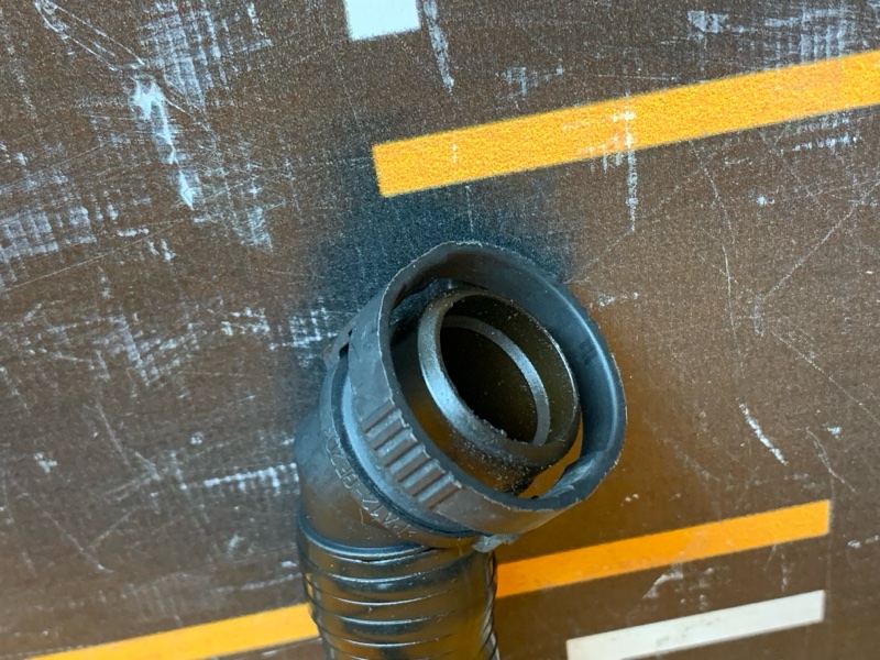 Патрубок картерных газов, 1640 рублей, Красноярск