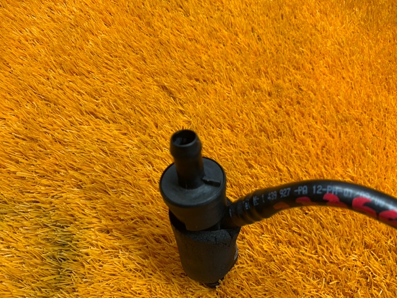 Клапан вентиляции картерных газов, 910 рублей, Красноярск