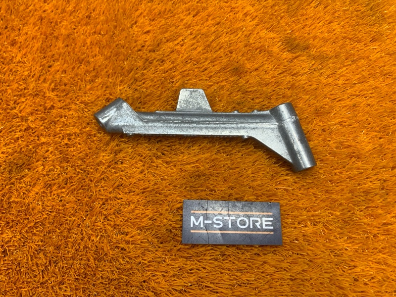 Кронштейн впускного коллектора, 250 рублей, Красноярск