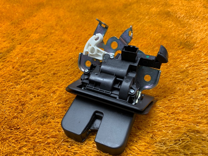 замок багажника, 1200 рублей, Красноярск