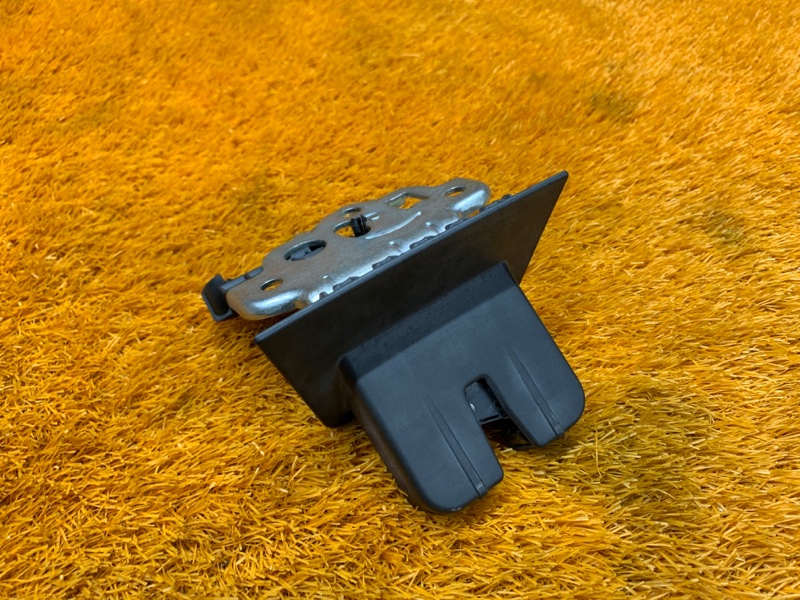 замок багажника, 1200 рублей, Красноярск