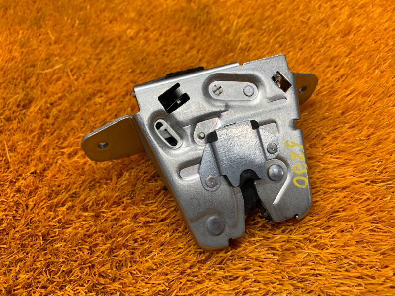 замок багажника, 10000 рублей, Красноярск