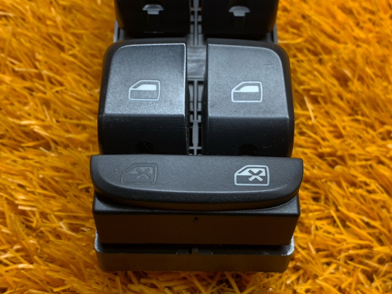 Блок управления стеклоподъемниками, 2000 рублей, Красноярск