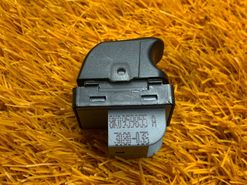 кнопка стеклоподъемника, 260 рублей, Красноярск